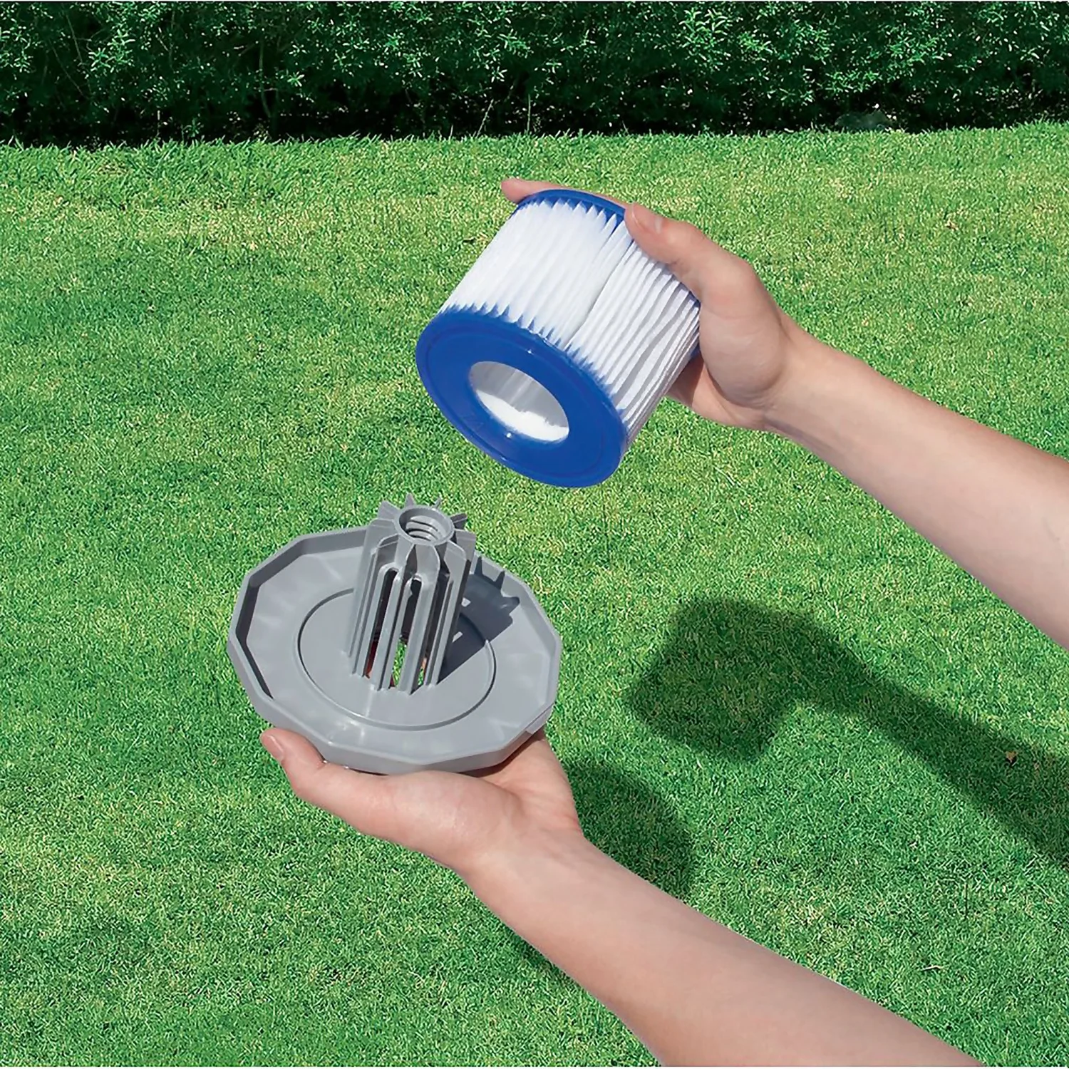 Lay-z Spa Lay-Z-Spa Hot Tub Filter Cartridges (Twin Pack) 4 Lay-z Spa Lay-Z-Spa Hot Tub Filter Cartridges (Twin Pack) - Image 2