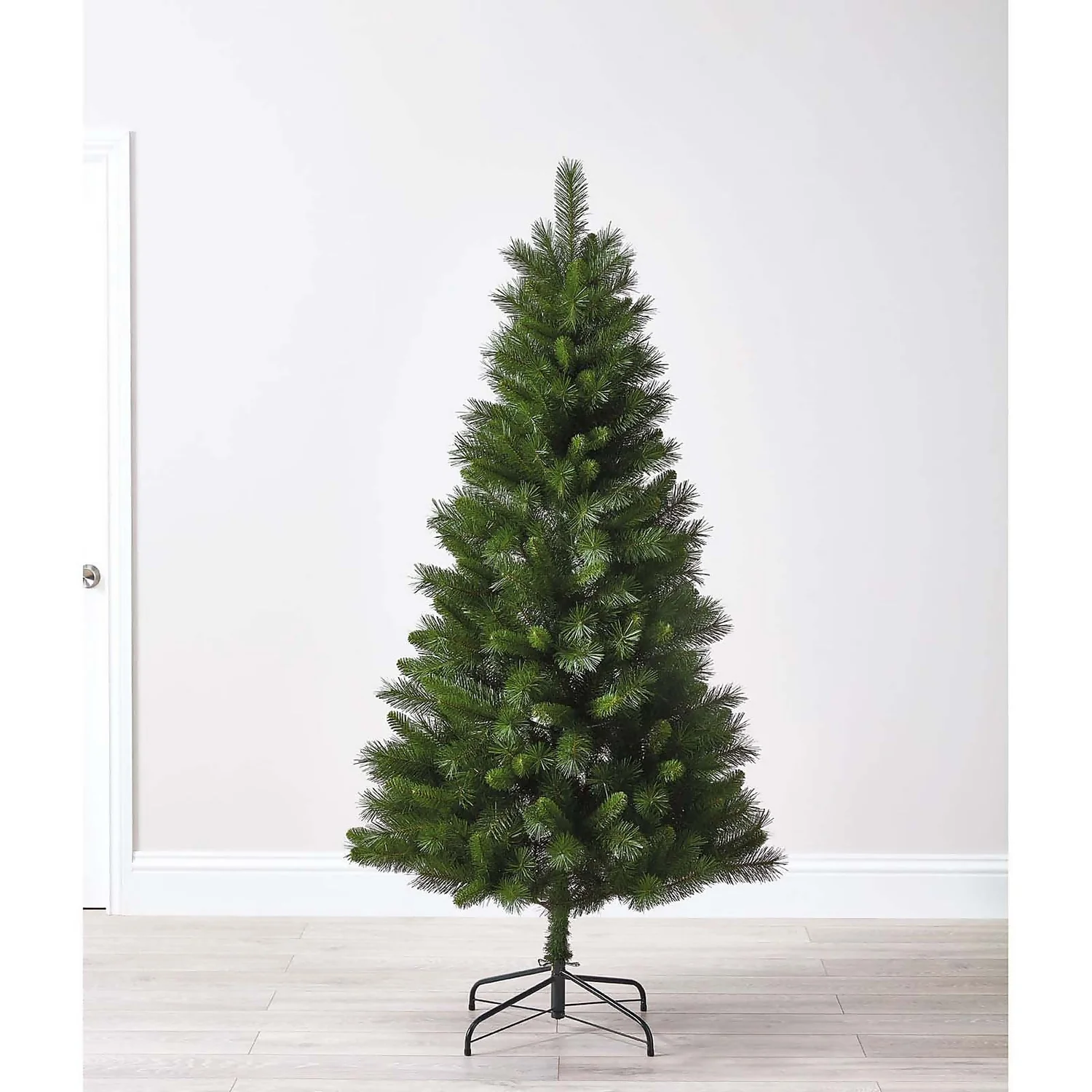 6ft Colorado Artificial Christmas Tree 4 6ft Colorado Artificial Christmas Tree - Image 2