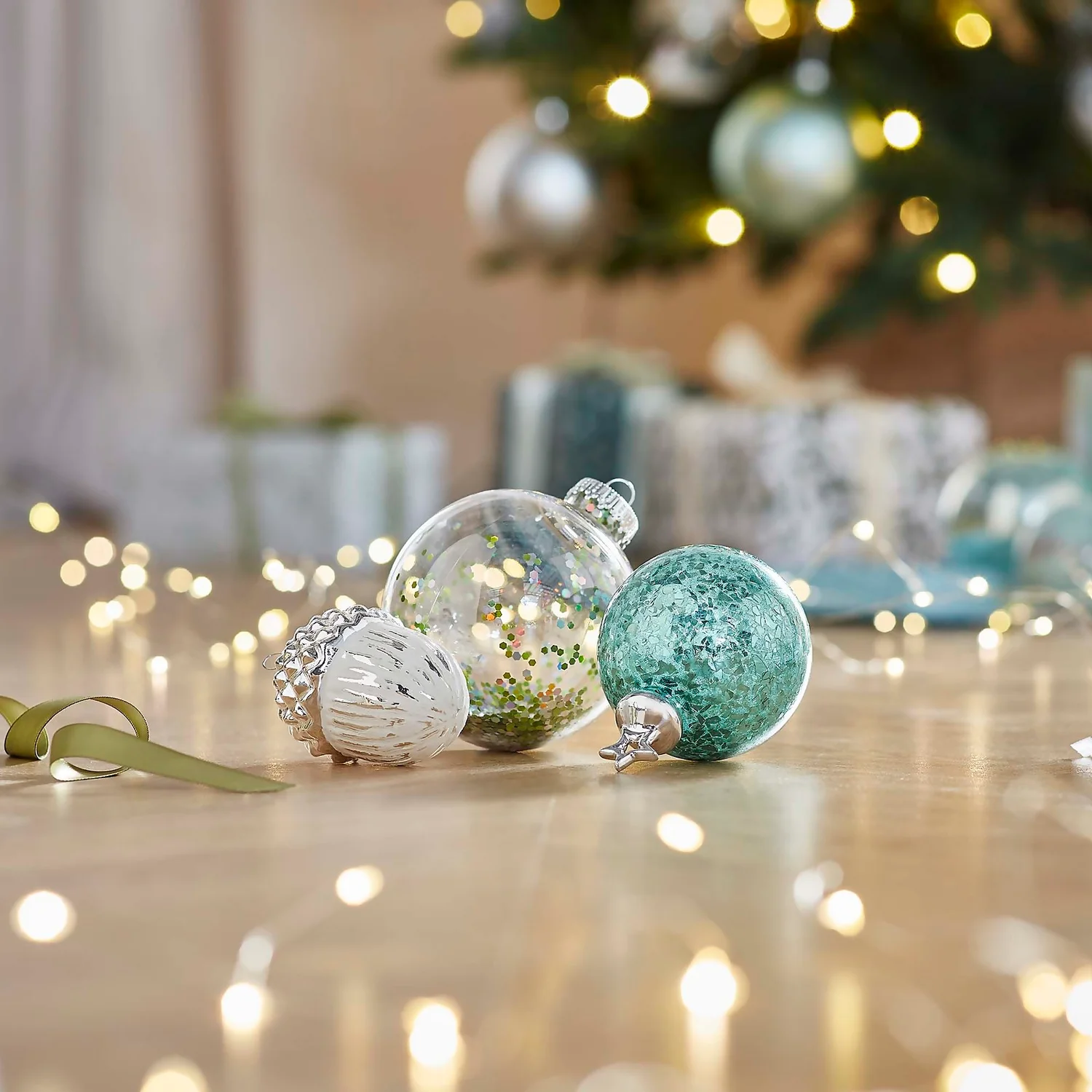 Silver White Acorn Glass Hanging Christmas Tree Decoration 4 Silver White Acorn Glass Hanging Christmas Tree Decoration - Image 2