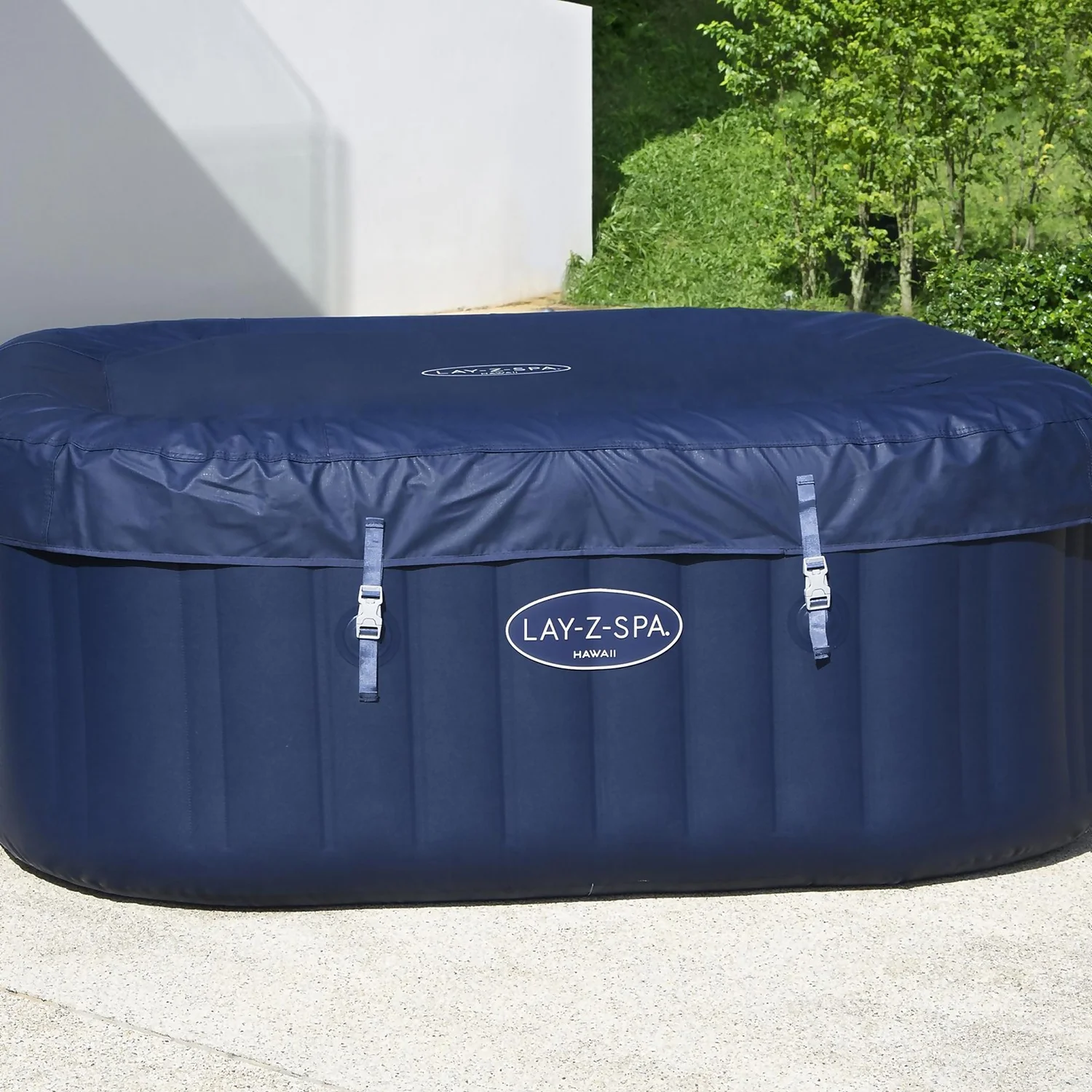 Lay-z Spa Lay-Z-Spa Hawaii Airjet 4-6 Person Hot Tub 5 Lay-z Spa Lay-Z-Spa Hawaii Airjet 4-6 Person Hot Tub - Image 3