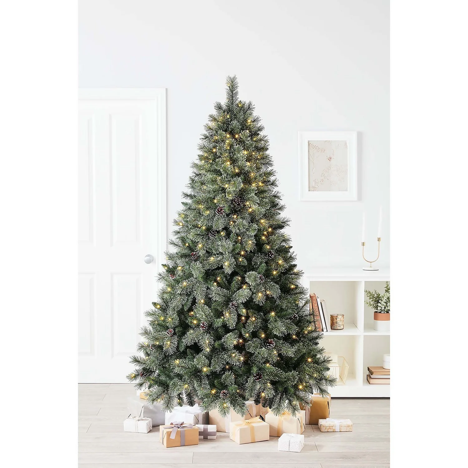 7ft Brecon Pine Pre-lit Premium Christmas Tree 4 7ft Brecon Pine Pre-lit Premium Christmas Tree - Image 2