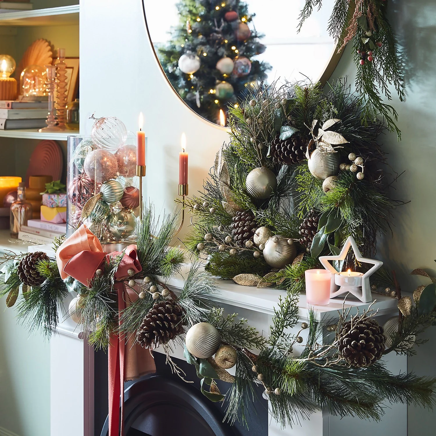 Natural Cone And Gold Bauble Christmas Wreath - 50cm 4 Natural Cone And Gold Bauble Christmas Wreath - 50cm - Image 2