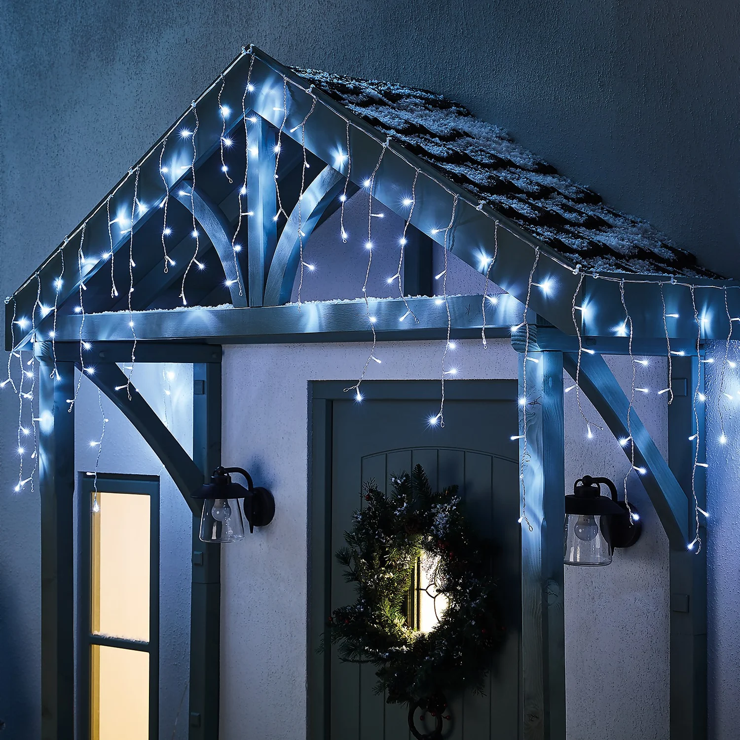 240 LED Timer Icicle String Christmas Lights - Bright White 4 240 LED Timer Icicle String Christmas Lights - Bright White - Image 2