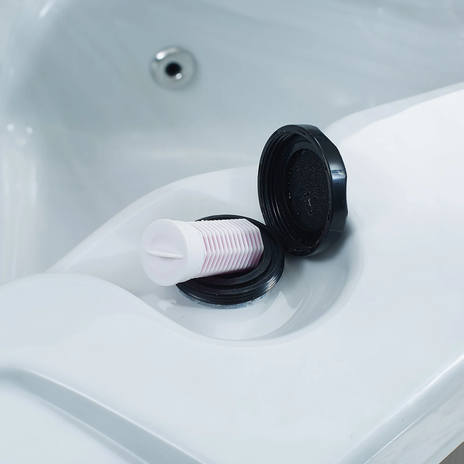 Thunder Bay SE Hot Tub 44 Jet 5-6 Person 11 Thunder Bay SE Hot Tub 44 Jet 5-6 Person - Image 9