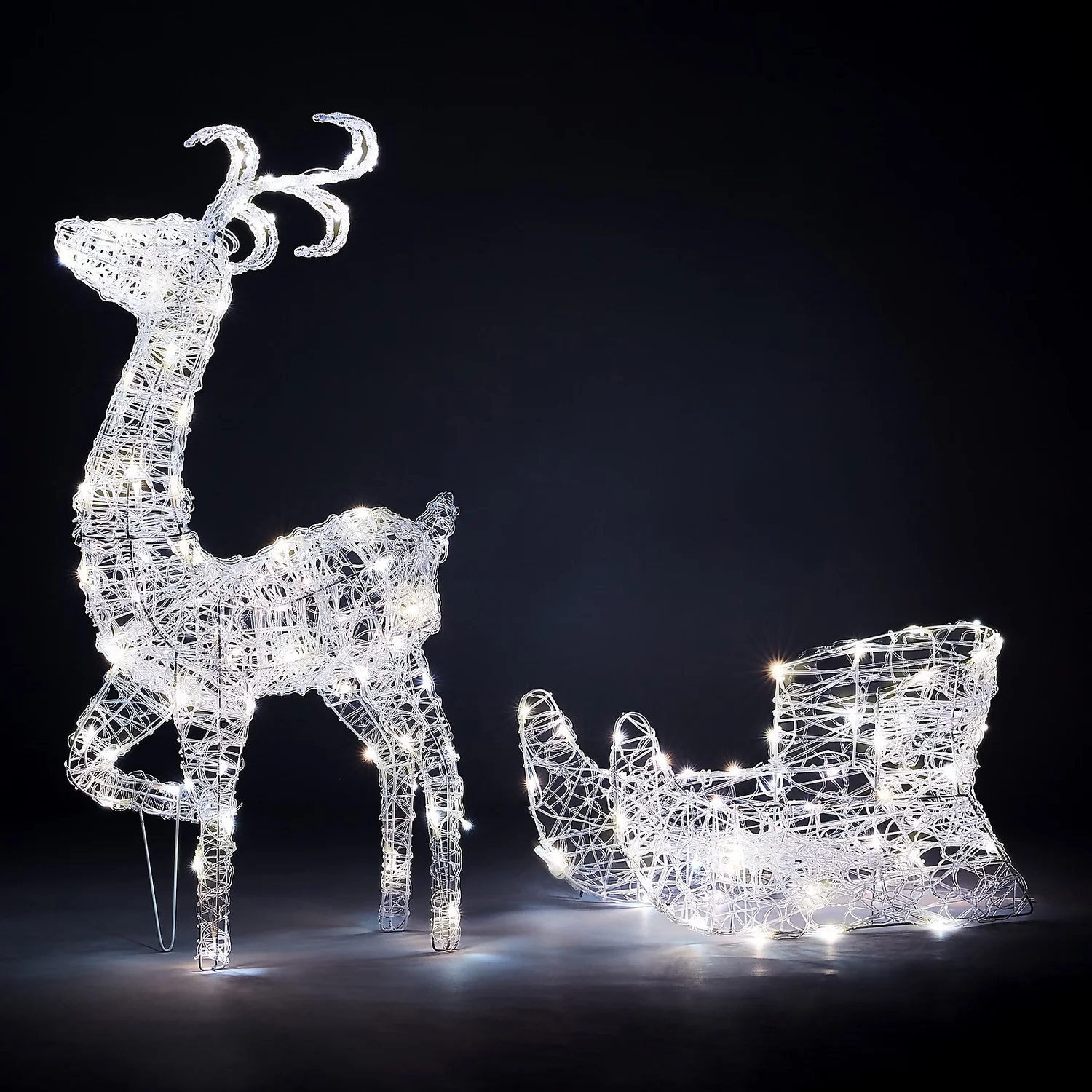Acrylic 3D LED Reindeer & Sleigh 3-in-1 Outdoor Christmas Light - Warm & Cool White 6 Acrylic 3D LED Reindeer & Sleigh 3-in-1 Outdoor Christmas Light - Warm & Cool White - Image 4